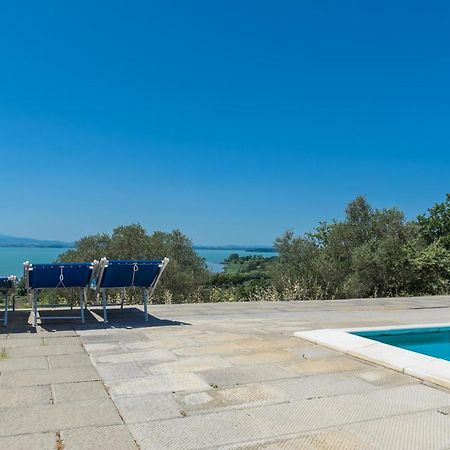 Poloturisticoumbria Rustico Con Piscina Vista Lago Passignano sul Trasimeno Exterior photo