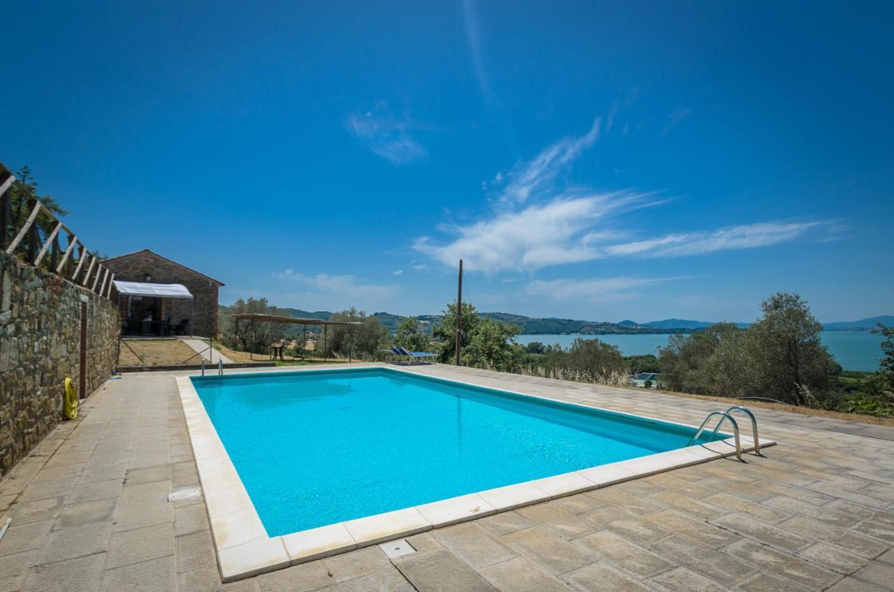 Poloturisticoumbria Rustico Con Piscina Vista Lago Passignano sul Trasimeno Exterior photo